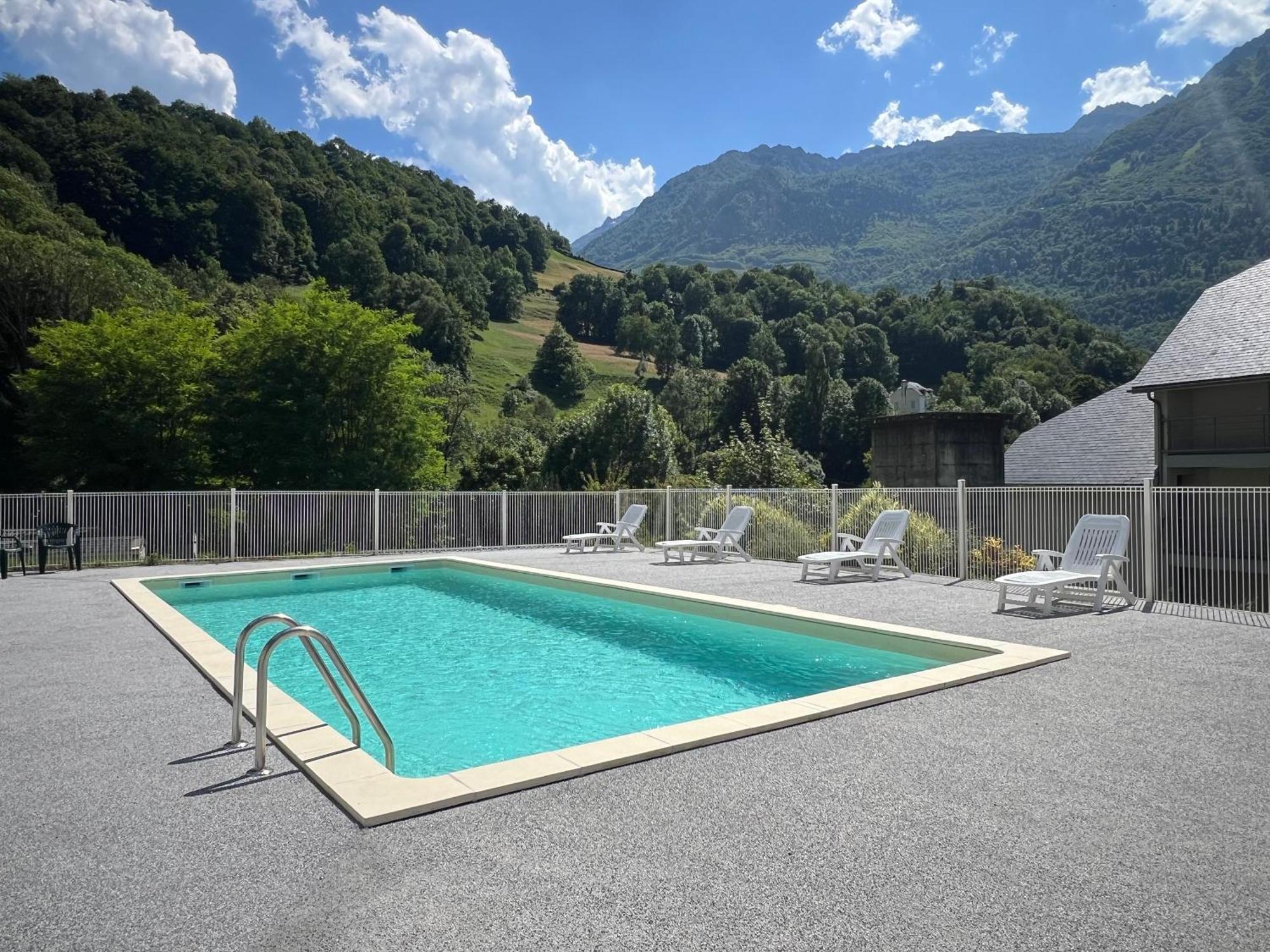 Appartamento Loc Luz St Sauveur 3 Luz-Saint-Sauveur Esterno foto